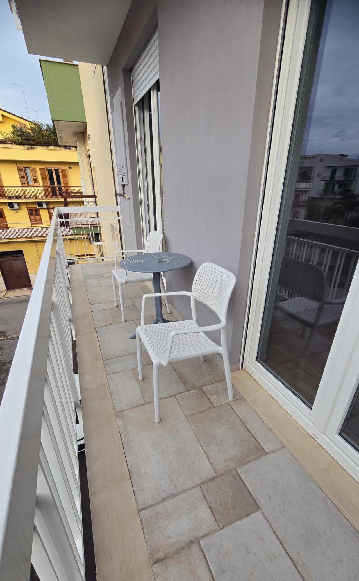 Case Vacanze 106 Maison De Charme Giovinazzo Exterior foto